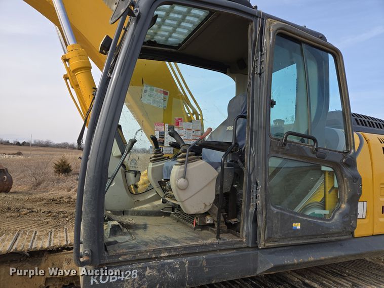 image for item EQ6775 2019 Kobelco  SK210LC-10 excavator