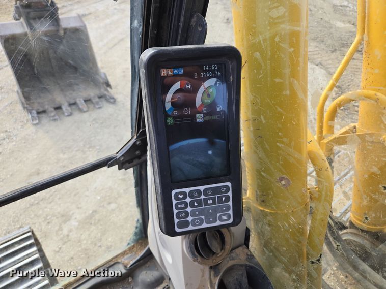 image for item EQ6775 2019 Kobelco  SK210LC-10 excavator