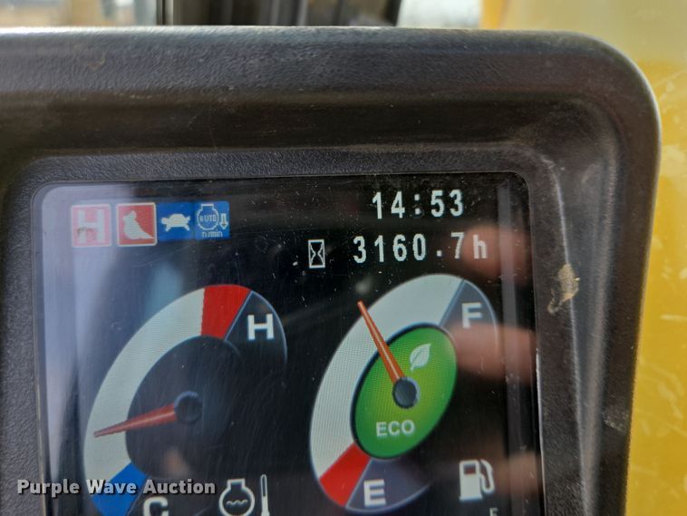 image for item EQ6775 2019 Kobelco  SK210LC-10 excavator