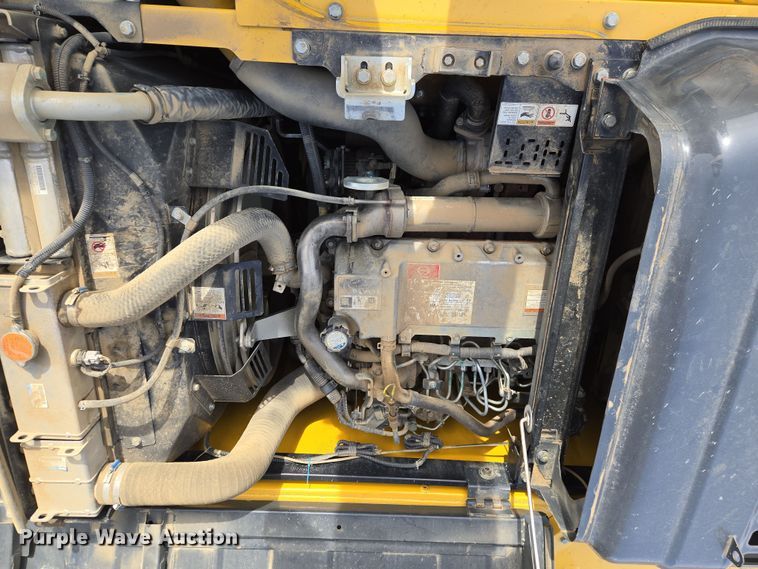 image for item EQ6775 2019 Kobelco  SK210LC-10 excavator