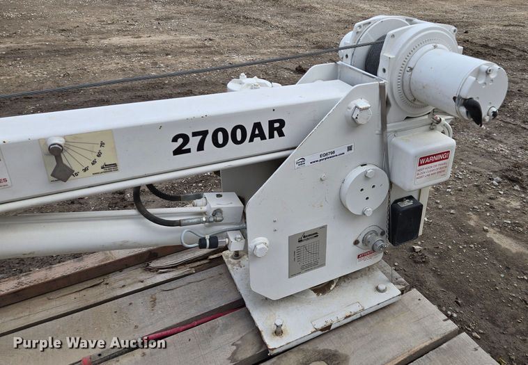 image for item EQ6798 Lift Moore  2700AR crane