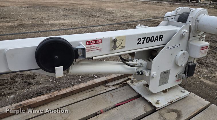 image for item EQ6798 Lift Moore  2700AR crane