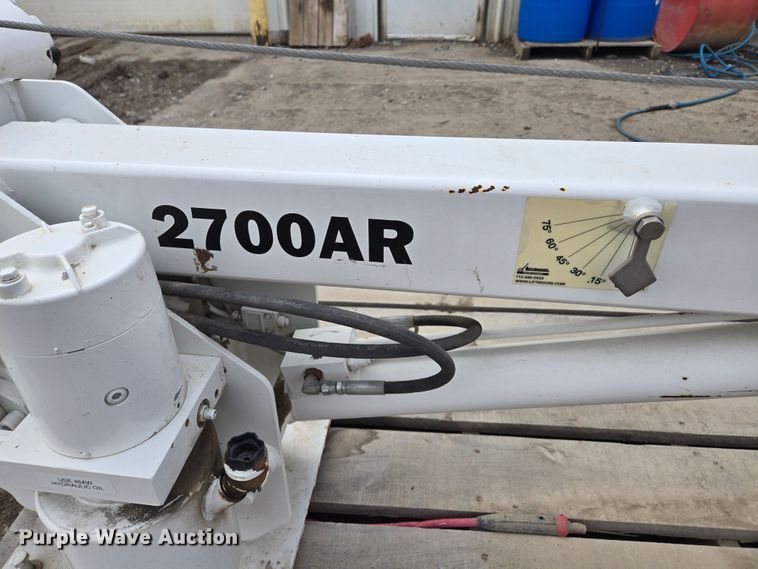 image for item EQ6798 Lift Moore  2700AR crane