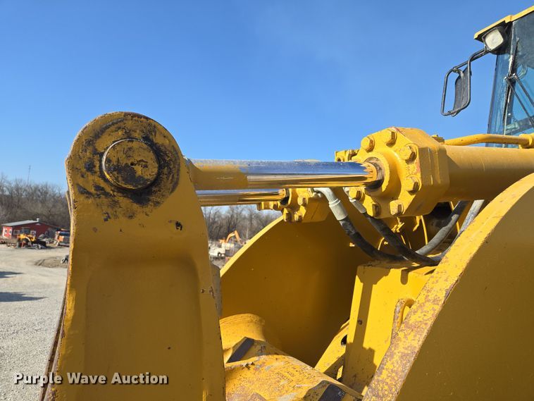image for item EQ6832 1998 Caterpillar 980G wheel loader