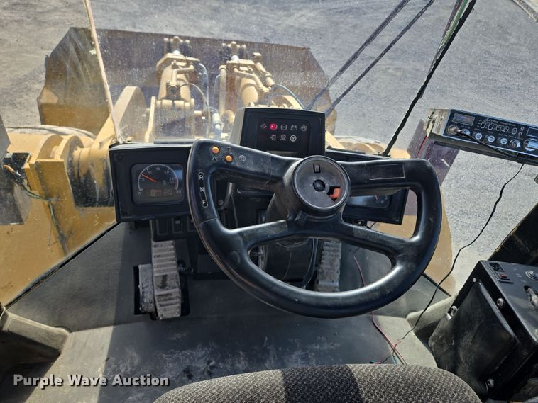 image for item EQ6832 1998 Caterpillar 980G wheel loader