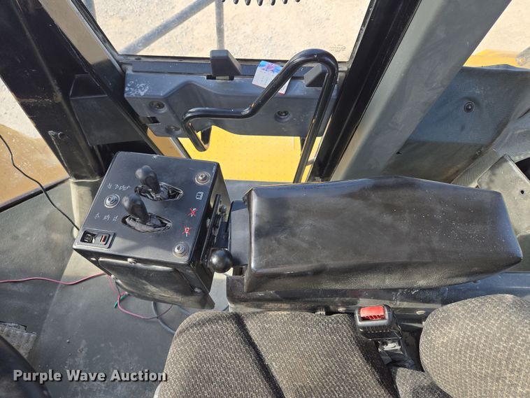 image for item EQ6832 1998 Caterpillar 980G wheel loader