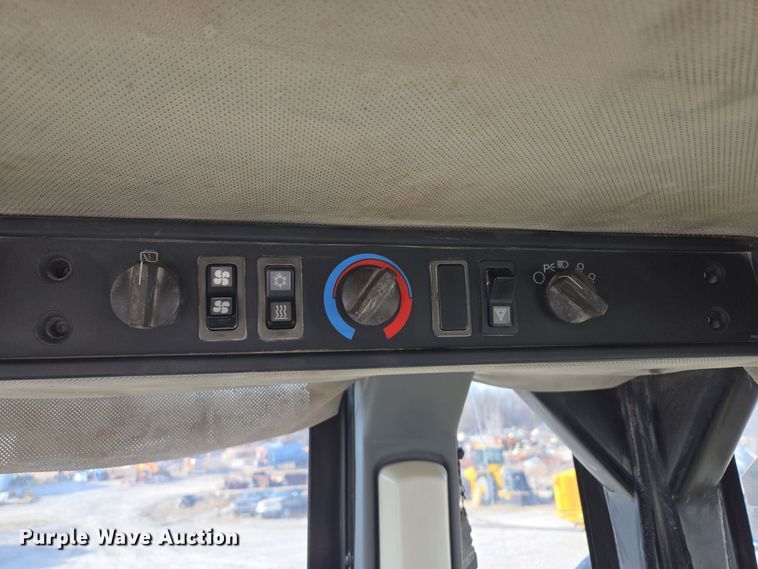 image for item EQ6832 1998 Caterpillar 980G wheel loader