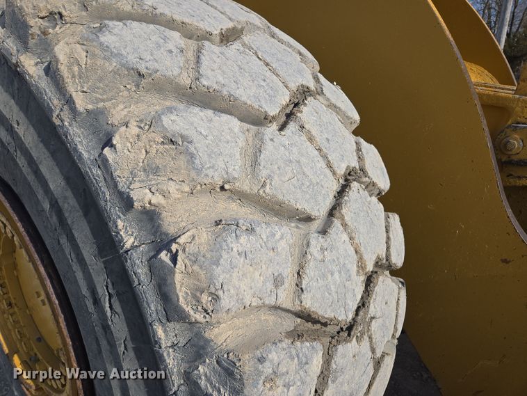 image for item EQ6832 1998 Caterpillar 980G wheel loader