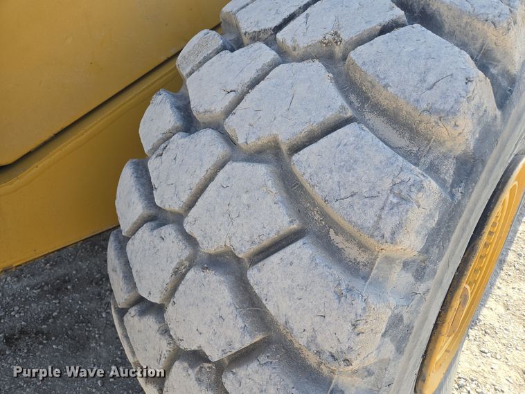 image for item EQ6832 1998 Caterpillar 980G wheel loader
