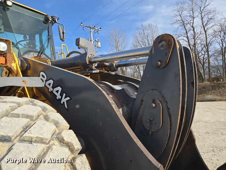 image for item EQ6833 2012 John Deere 844K wheel loader