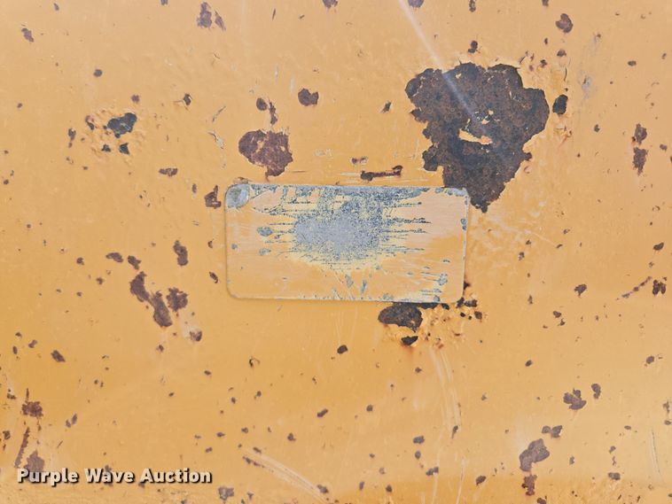 image for item EQ6833 2012 John Deere 844K wheel loader