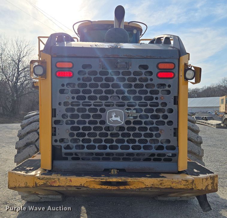 image for item EQ6833 2012 John Deere 844K wheel loader
