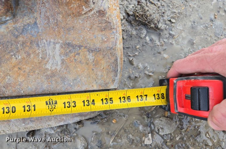 image for item EQ6833 2012 John Deere 844K wheel loader