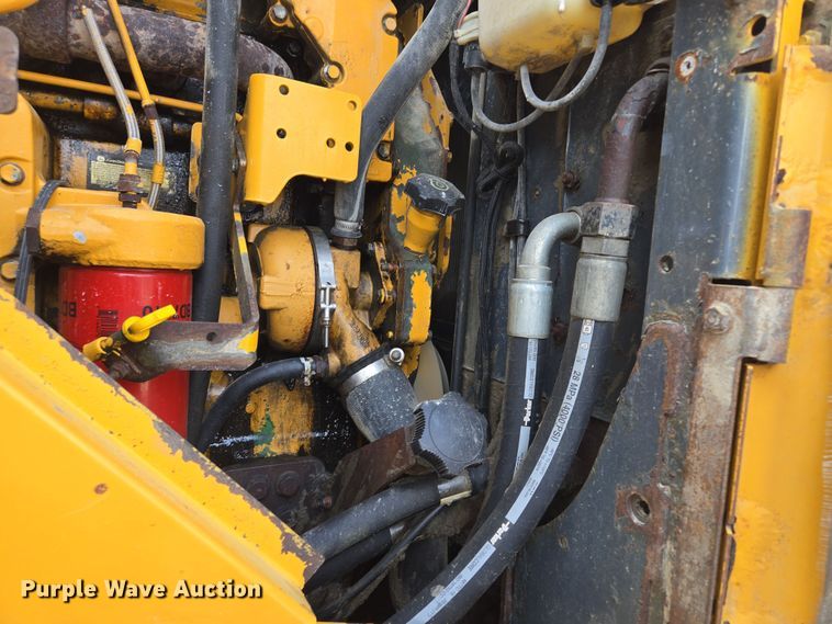 image for item EQ6833 2012 John Deere 844K wheel loader