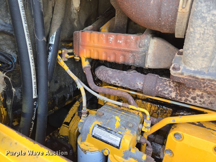 image for item EQ6833 2012 John Deere 844K wheel loader