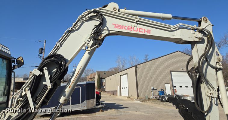 image for item EQ6835 2011 Takeuchi TB180FR mini excavator
