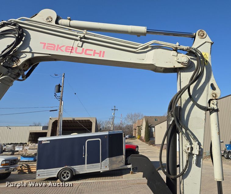 image for item EQ6835 2011 Takeuchi TB180FR mini excavator