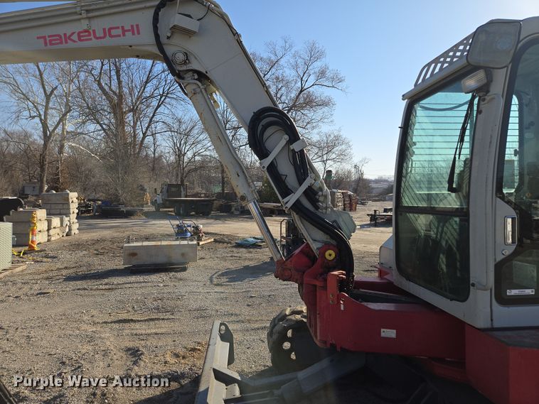 image for item EQ6835 2011 Takeuchi TB180FR mini excavator
