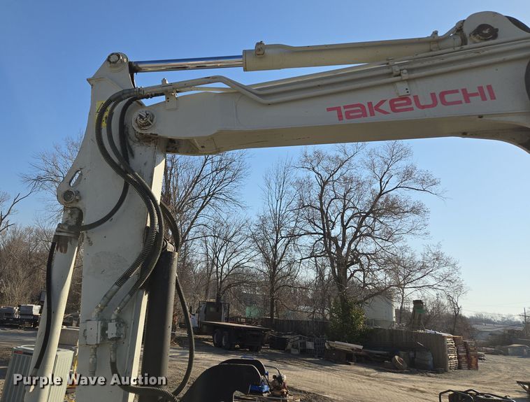 image for item EQ6835 2011 Takeuchi TB180FR mini excavator