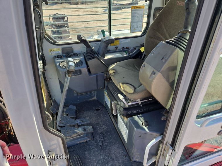 image for item EQ6835 2011 Takeuchi TB180FR mini excavator