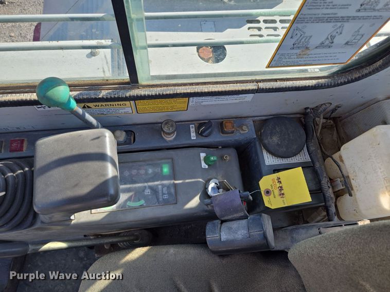 image for item EQ6835 2011 Takeuchi TB180FR mini excavator