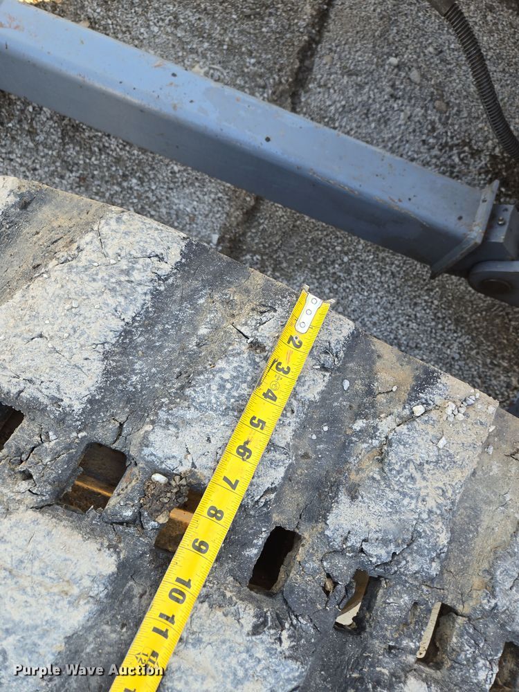 image for item EQ6835 2011 Takeuchi TB180FR mini excavator