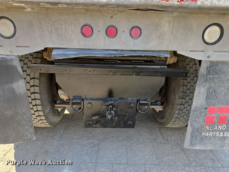 image for item EQ6836 2005 Mack 613 dump truck