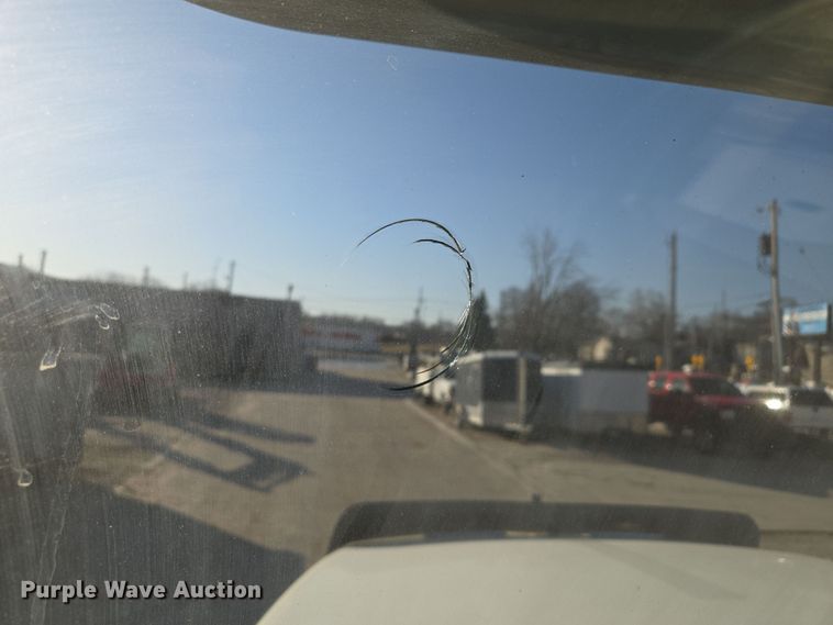 image for item EQ6836 2005 Mack 613 dump truck