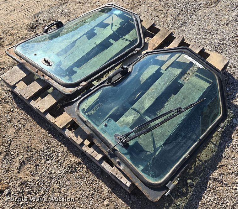 image for item EQ6842 (2) skid steer doors 