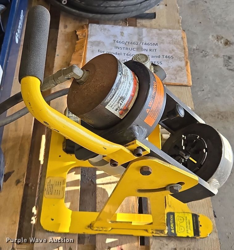 image for item EQ6843 Weatherhead T462-2 hose crimper 