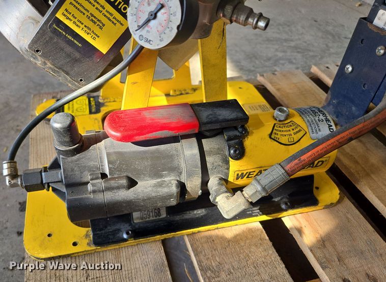 image for item EQ6843 Weatherhead T462-2 hose crimper 