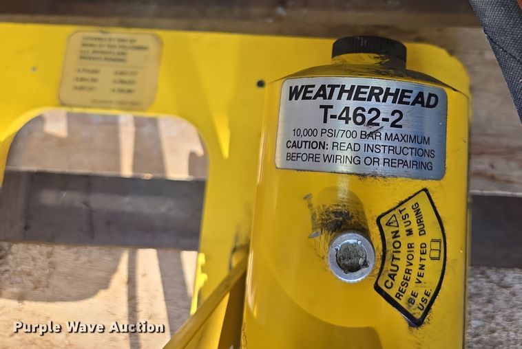 image for item EQ6843 Weatherhead T462-2 hose crimper 