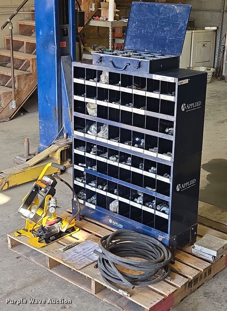 image for item EQ6843 Weatherhead T462-2 hose crimper 