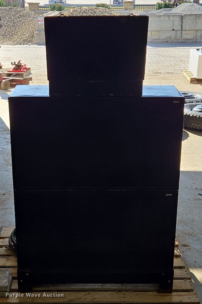 image for item EQ6843 Weatherhead T462-2 hose crimper 