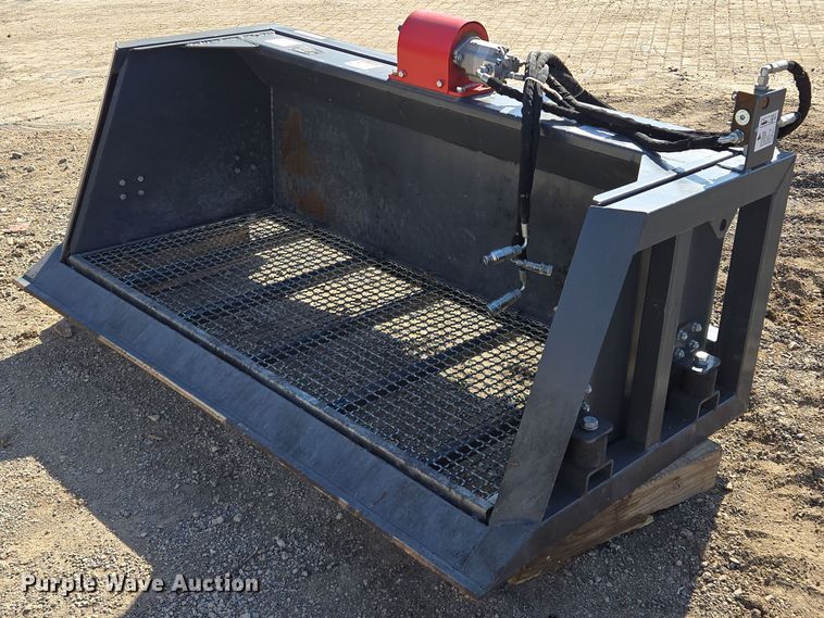 image for item EQ6846 Raytree  RMVB72 skid steer vibratory bucket