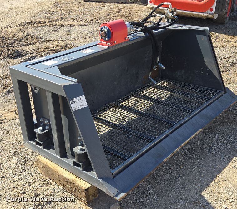 image for item EQ6846 Raytree  RMVB72 skid steer vibratory bucket