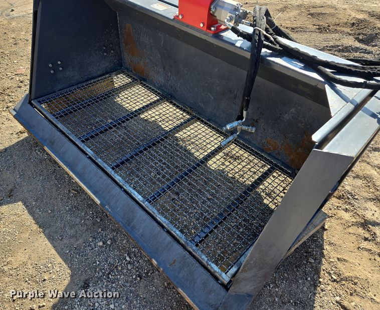 image for item EQ6846 Raytree  RMVB72 skid steer vibratory bucket