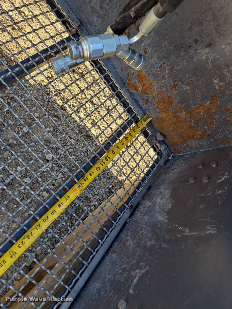 image for item EQ6846 Raytree  RMVB72 skid steer vibratory bucket