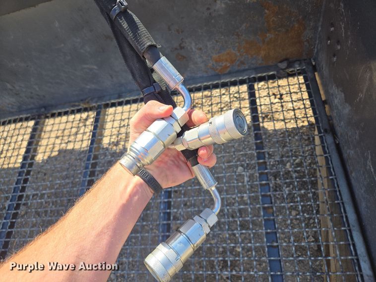 image for item EQ6846 Raytree  RMVB72 skid steer vibratory bucket