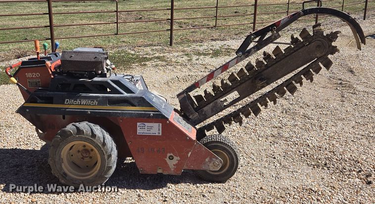 image for item EQ6853 2004 Ditch Witch  1820HE trencher