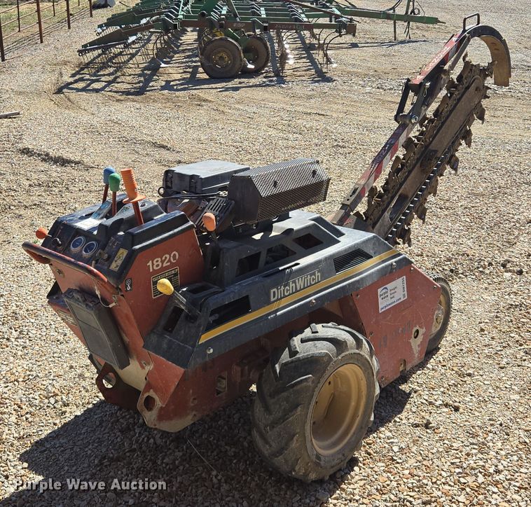 image for item EQ6853 2004 Ditch Witch  1820HE trencher
