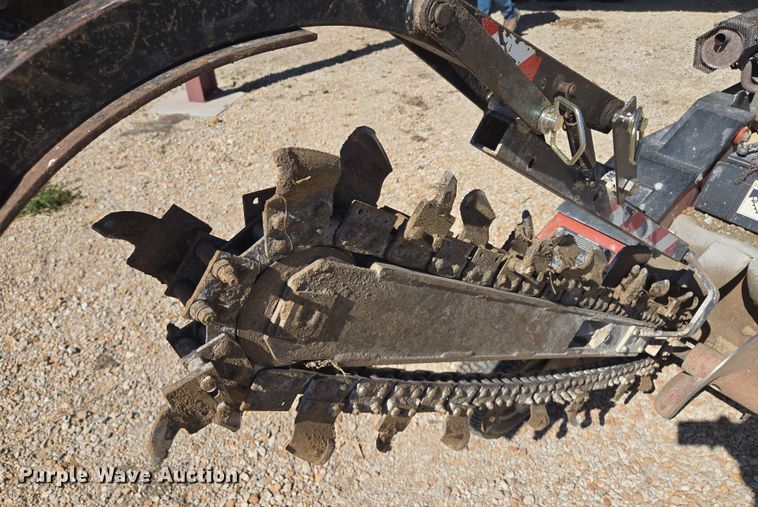 image for item EQ6853 2004 Ditch Witch  1820HE trencher