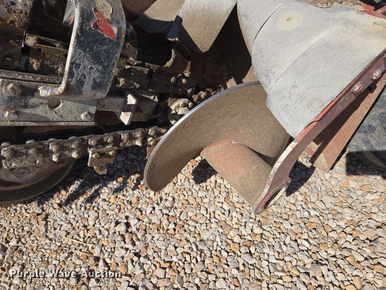 image for item EQ6853 2004 Ditch Witch  1820HE trencher