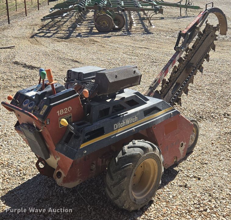 image for item EQ6853 2004 Ditch Witch  1820HE trencher