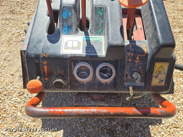 image for item EQ6853 2004 Ditch Witch  1820HE trencher