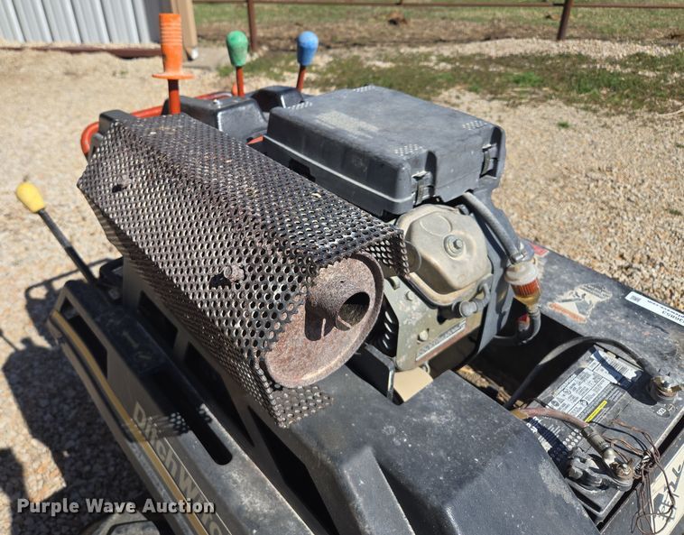 image for item EQ6853 2004 Ditch Witch  1820HE trencher