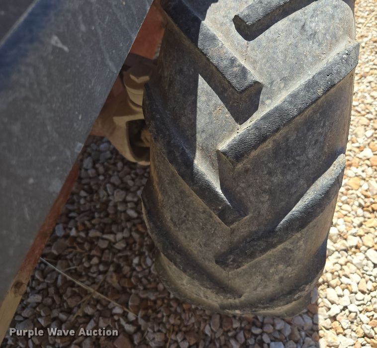 image for item EQ6853 2004 Ditch Witch  1820HE trencher