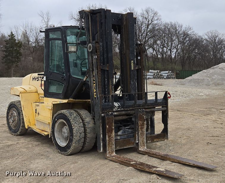 image for item EQ6877 2006 Hyster H210HD forklift
