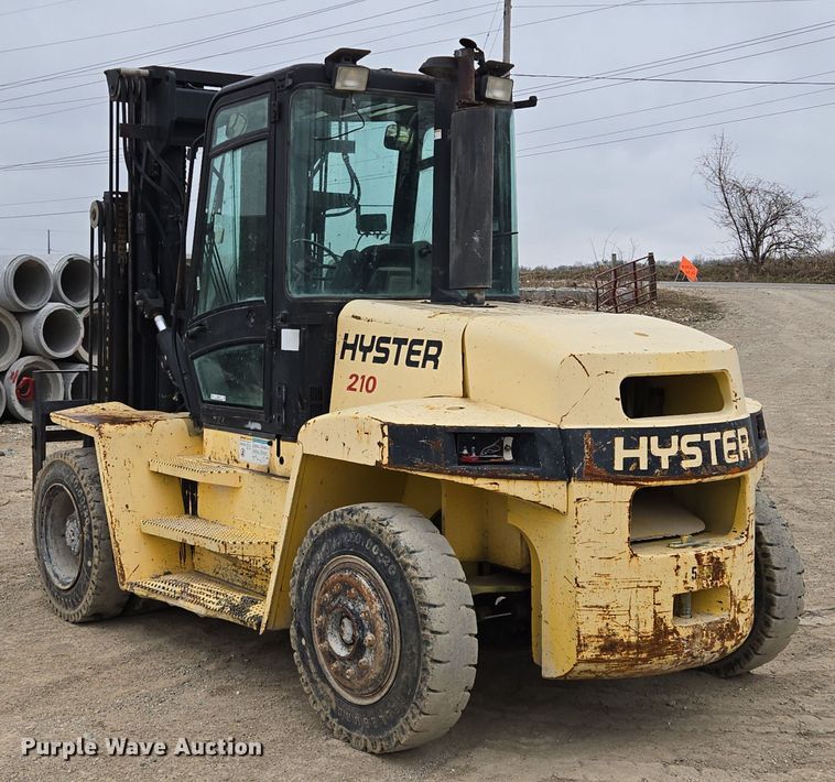 image for item EQ6877 2006 Hyster H210HD forklift
