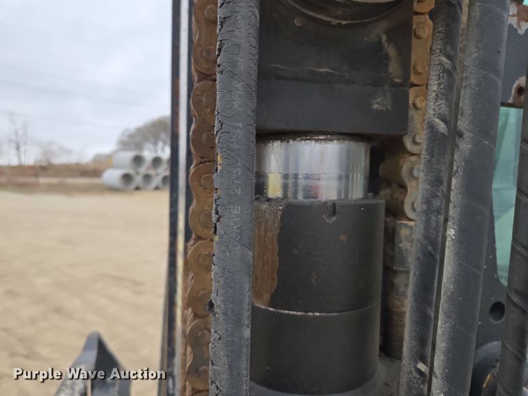 image for item EQ6877 2006 Hyster H210HD forklift